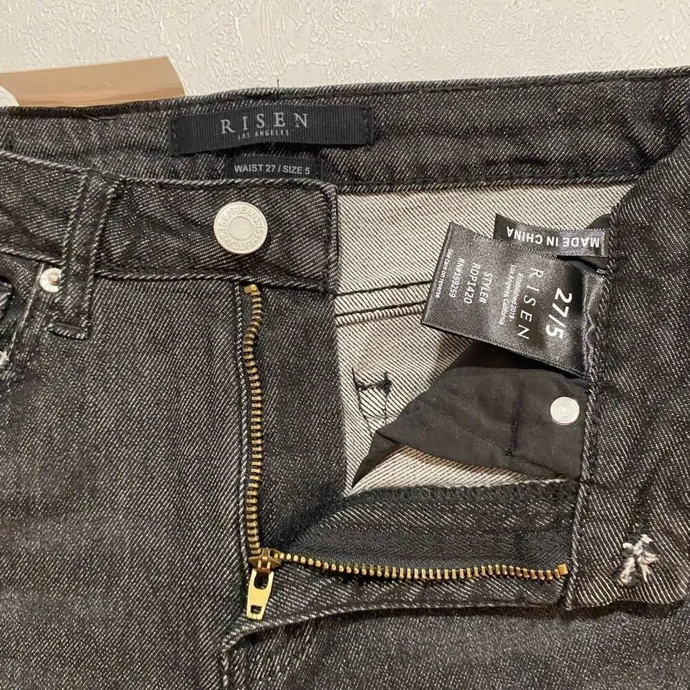 Risen Mid Rise Raw Hem Skinny Jeans Black Wash Size 27/5